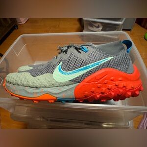 Nike men’s hiking shoes , wild horse